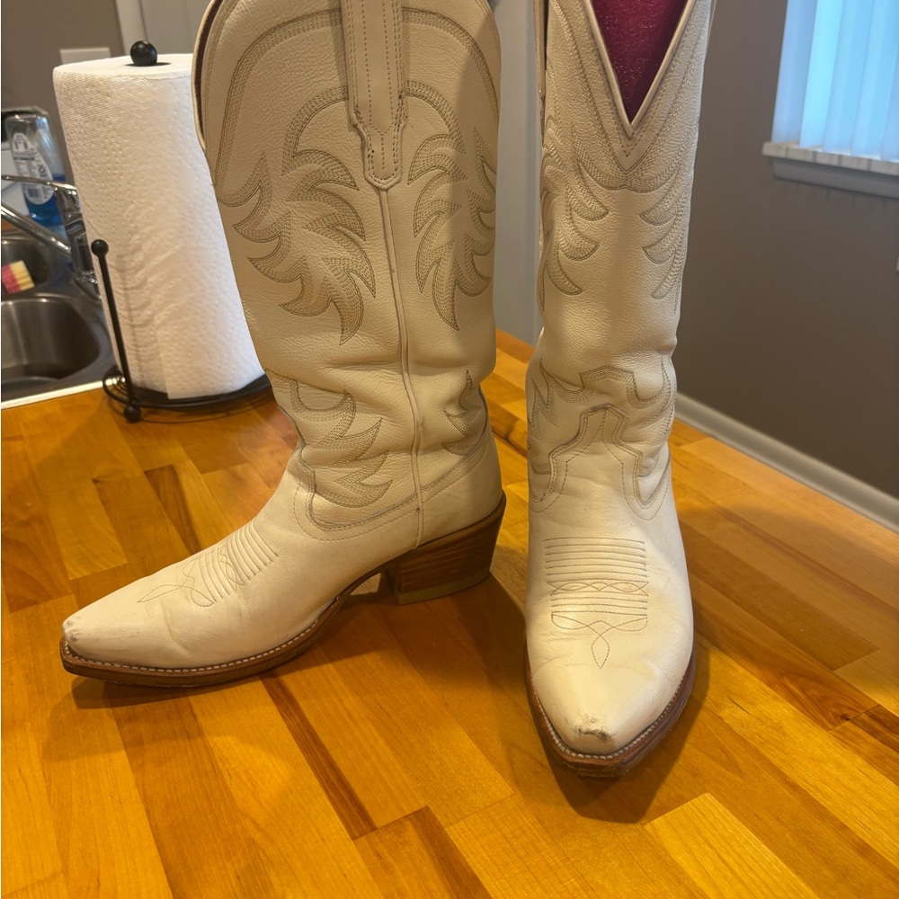 Tecovas Bone Annie Boots - Picture 2 of 6